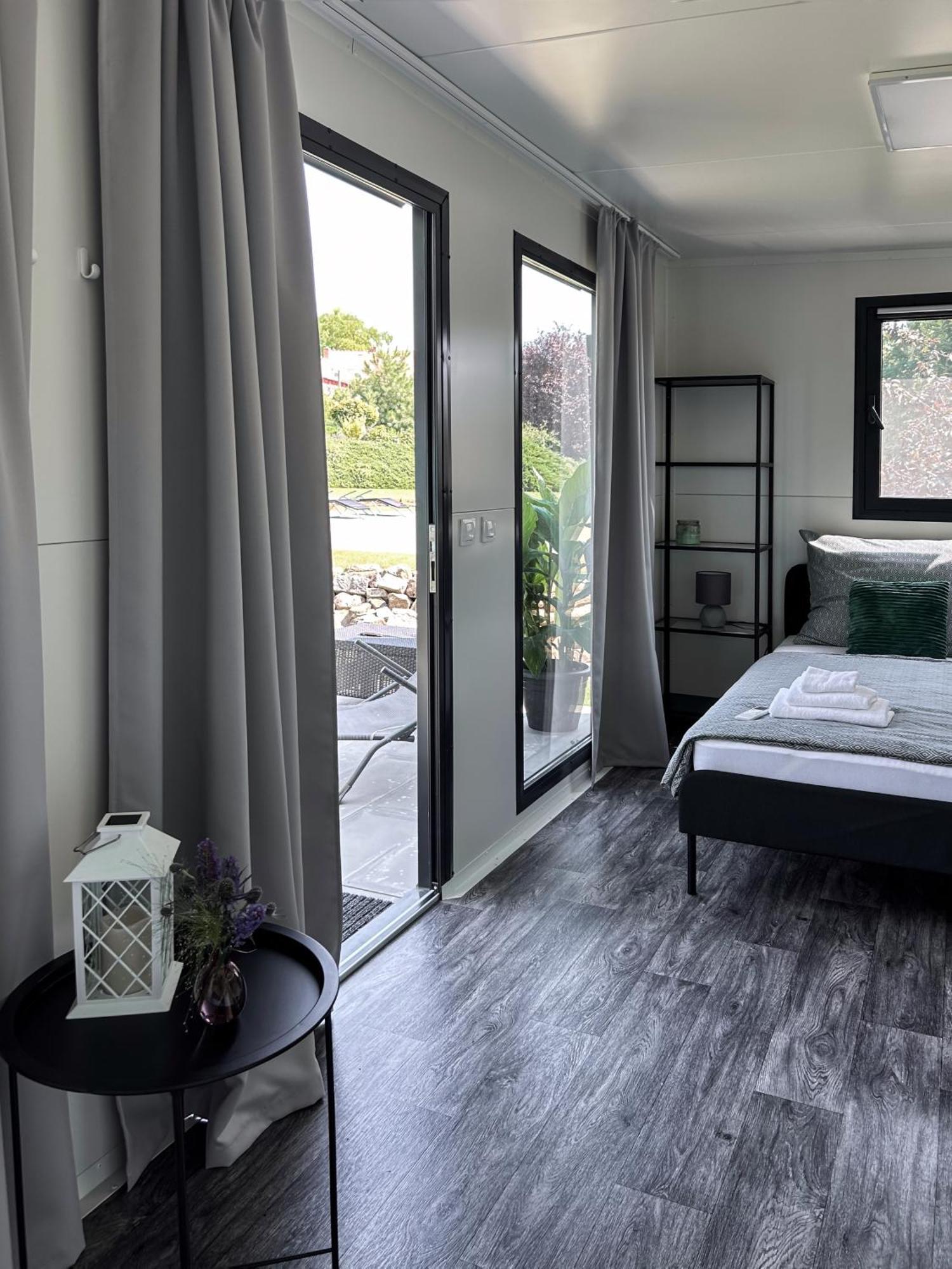 KobylíTiny House Mezi Sklepyアパートメント エクステリア 写真