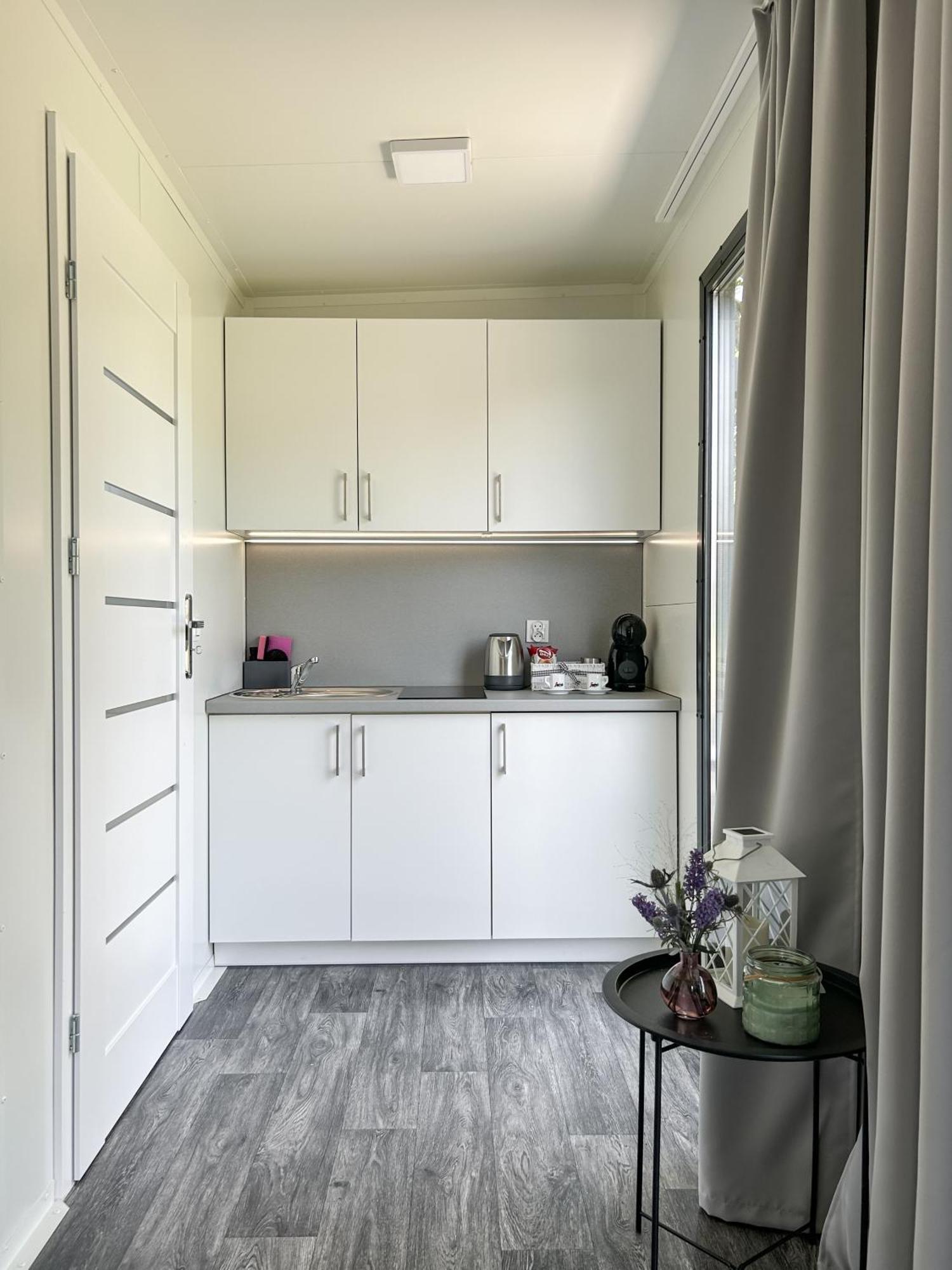 KobylíTiny House Mezi Sklepyアパートメント エクステリア 写真