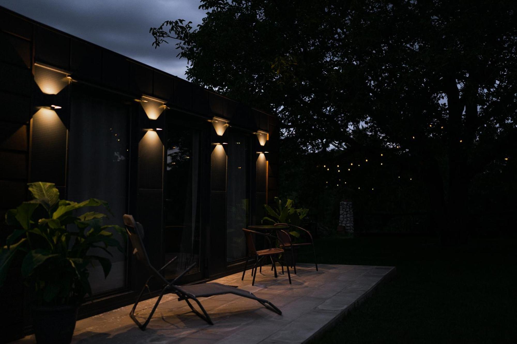 KobylíTiny House Mezi Sklepyアパートメント エクステリア 写真